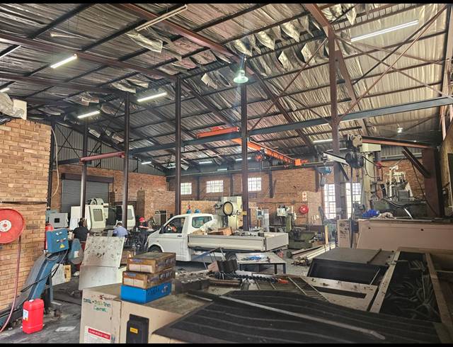 640M² WAREHOUSE TO LET IN BRAKPAN NORTH
